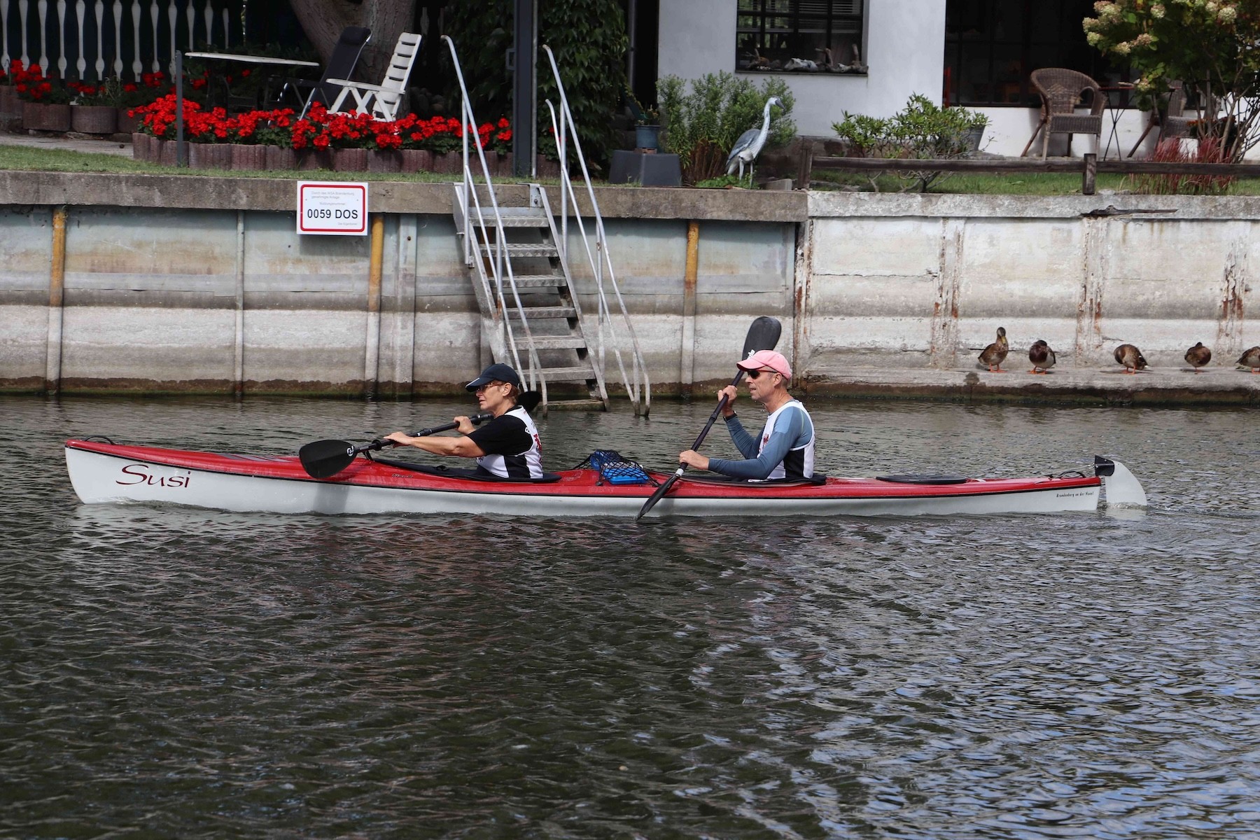 e img 4054